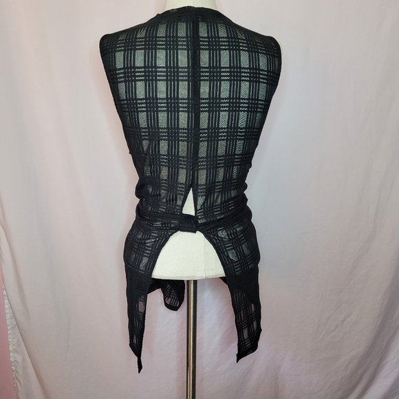Plus size 2x sheer sleeveless gingham top black - Picture 4 of 12